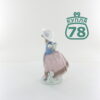 Статуэтка LLADRO девочка с корзиной — изображение 2