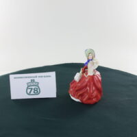 Статуэтка Royal Doulton На вершине холма