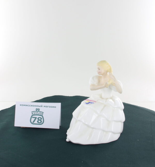 Статуэтка фарфор Royal Doulton Jean