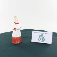 Статуэтка Royal Doulton Мальчик из хора