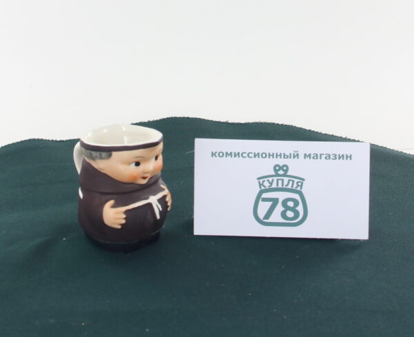 Сливочник Goebel Монах 7 см / 2143