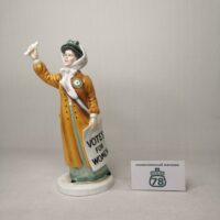 Статуэтка Royal Doulton Votes for women / 2223