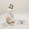 Cтатуэтка Royal Worcester Молочница / 2306