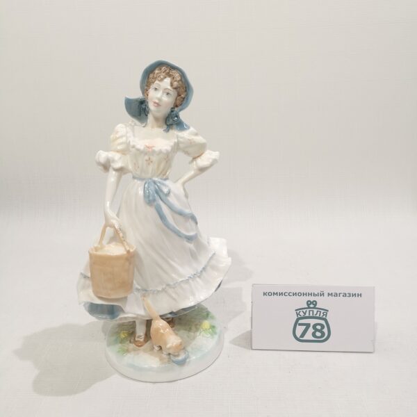 Cтатуэтка Royal Worcester Молочница / 2306
