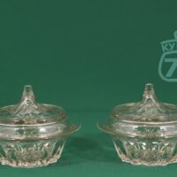 Сахарница СССР стекло бонбоньерка с крышкой