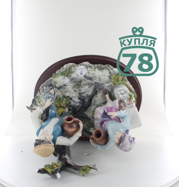 Статуэтка фарфор Пара у источника Capodimonte — изображение 6