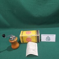 Перцемолка СССР мельница для перца новая