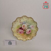 Блюдо антикварное Royal Doulton Белые розы