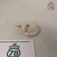 Статуэтка Royal Copenhagen белый кот / 2619