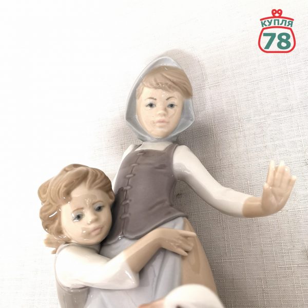 Статуэтка Lladro Старшая сестра / 2792 — изображение 5