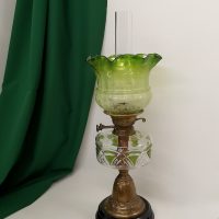 Лампа керосиновая старинная Англия зелёный плафон / 2797