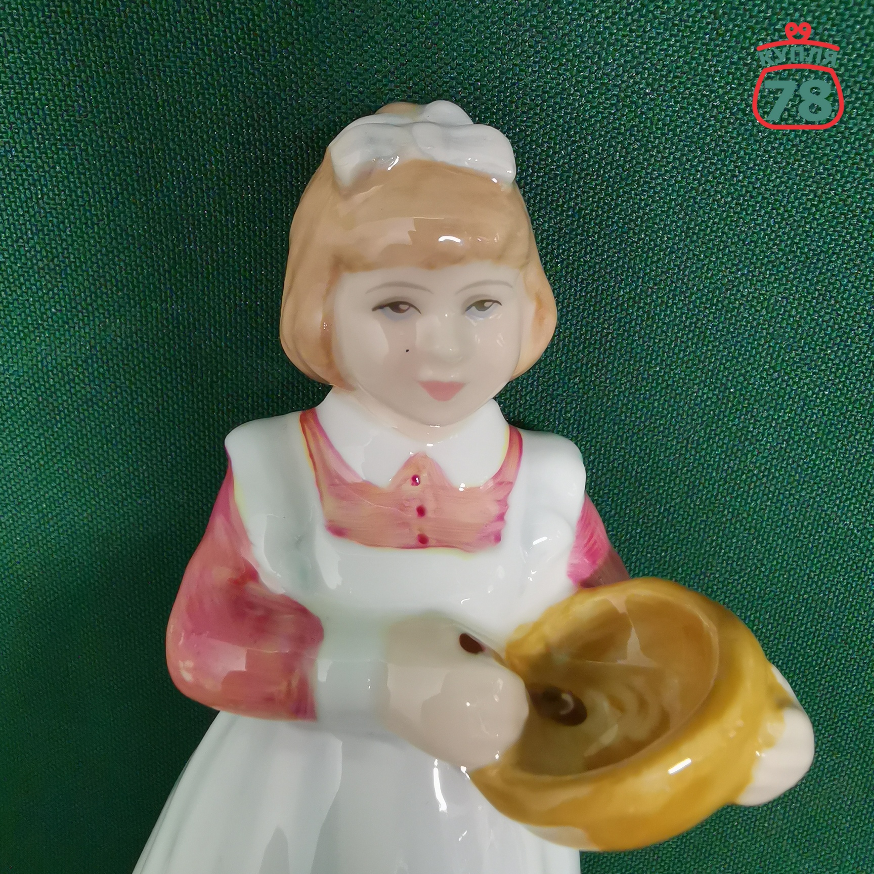 Статуэтка Royal Doulton винтаж "мамина помощница" / 2965 — изображение 2