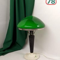 Лампа настольная СССР карболит зелёный плафон / 2972