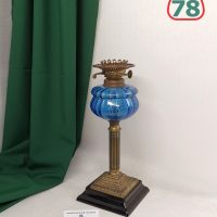 Лампа керосиновая старинная Англия синее стекло / 2812