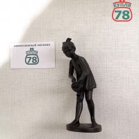 Статуэтка Девочка с лейкой чугун Касли 1961 г / 3521