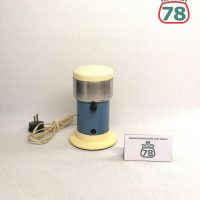 Кофемолка электрическая СССР винтаж / 3538